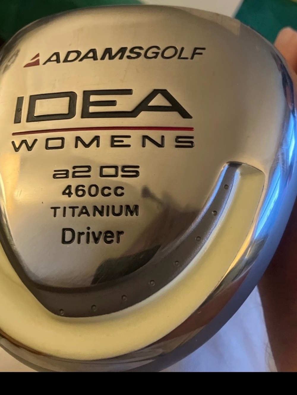 Adams Women's IDEA a2 OS Titanium Driver in Silver and Cream